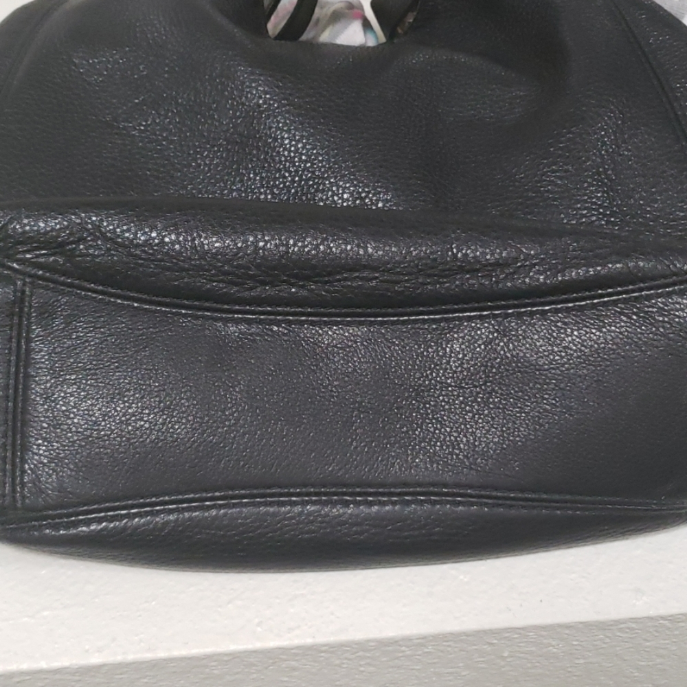Michael Kors black hobo handbag - Picture 4 of 5